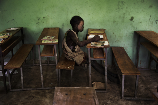 Reader Ethiopia Steve McCurry.jpg